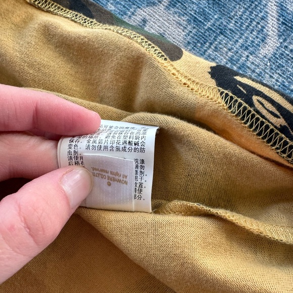 BAPE 1ST CAMO SHARK TEE MENS - Picture 8 of 11